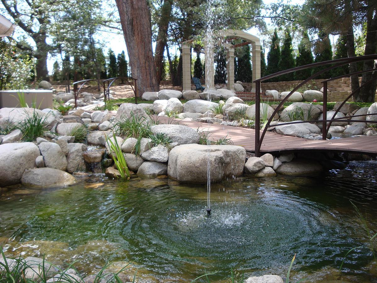 Giant Oaks Lodge Running Springs Екстер'єр фото
